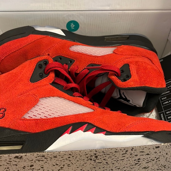 Jordan Other - Jordan 5 retro “raging bull” goat verified